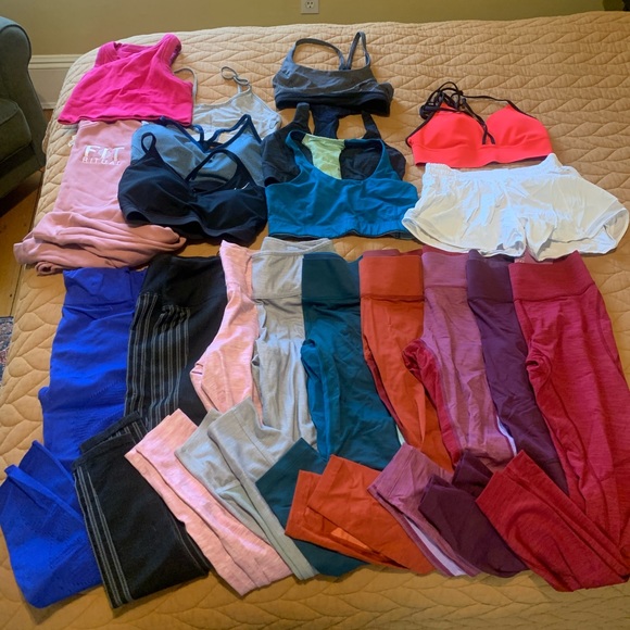 Like New Outdoor Voices TechSweat Core Leggings- Size Small - Picture 2 of 2